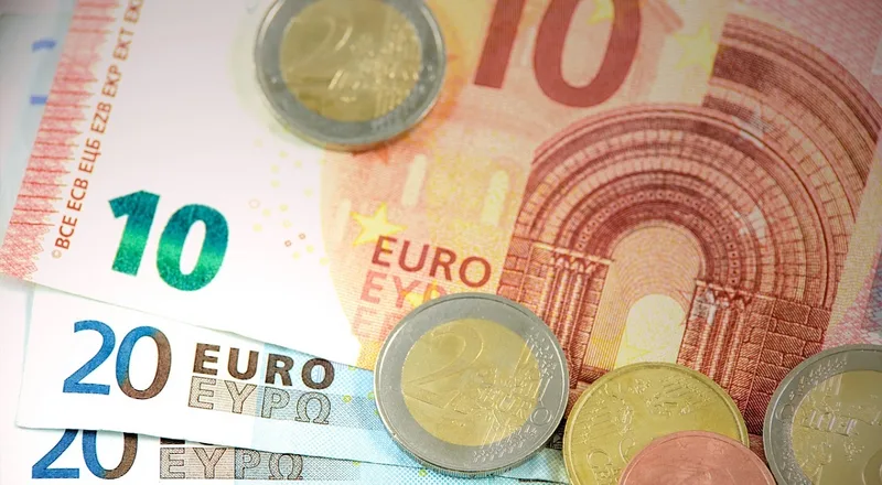 Poland's Strategy for Euro Adoption: Current Perspectives
